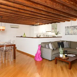  Appartamento Hometoday - Esclusivo Loft In Centro A